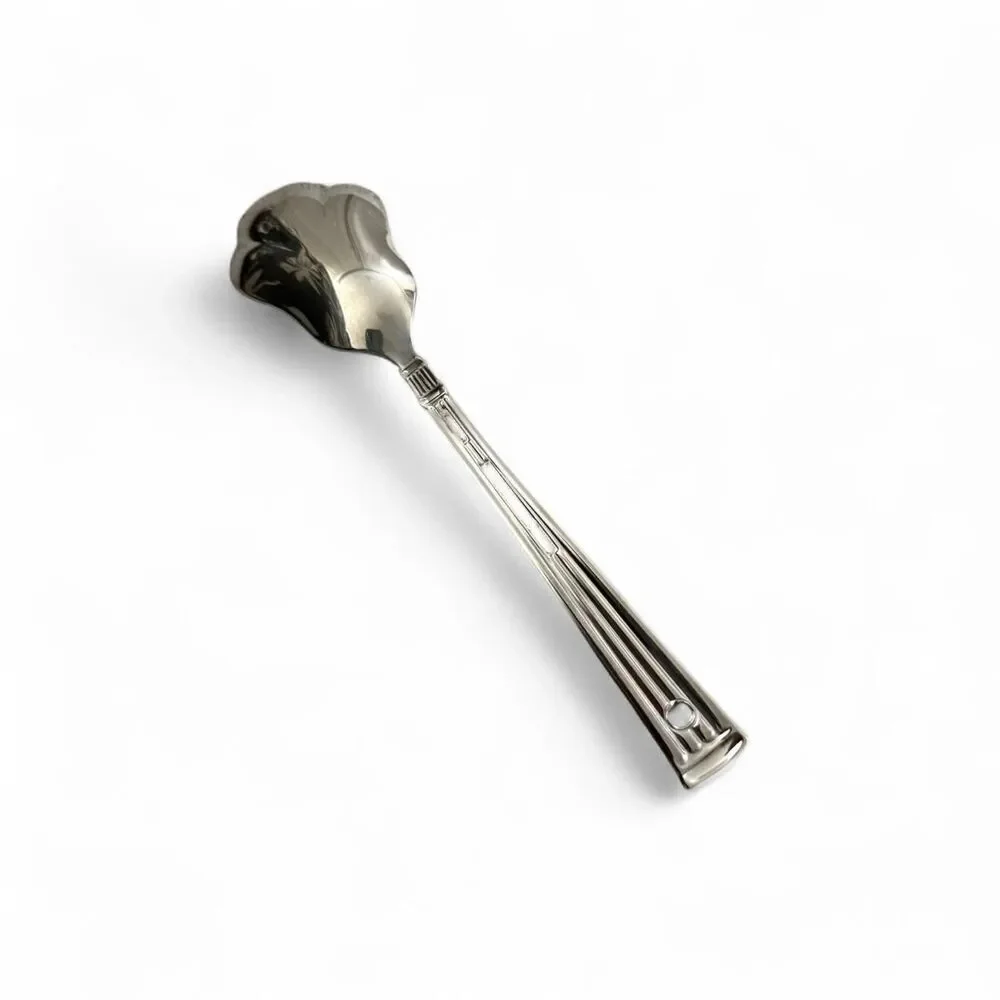 SAVANNAH Pfaltzgraff Schematics Mackenzie flatware pattern - Sugar Shell Spoon.